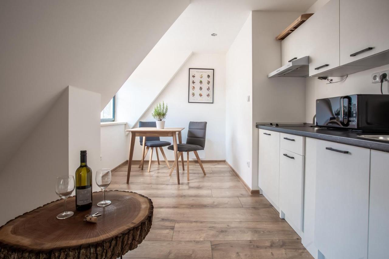 Apartmany Na Mikulasskem Namesti Znojmo Dış mekan fotoğraf